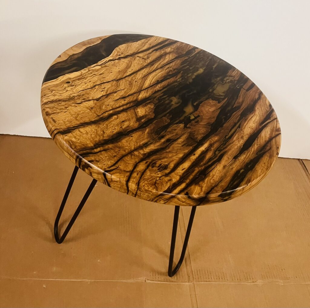 Stolik Kawowy z Drewna Oliwnego (50cm)